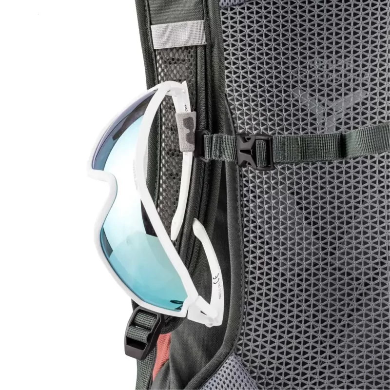 کوله کوهنوردی 16 لیتر دیوتر مدل ACE LITE